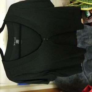 New York & Company L cropped shorts leave sweater, black